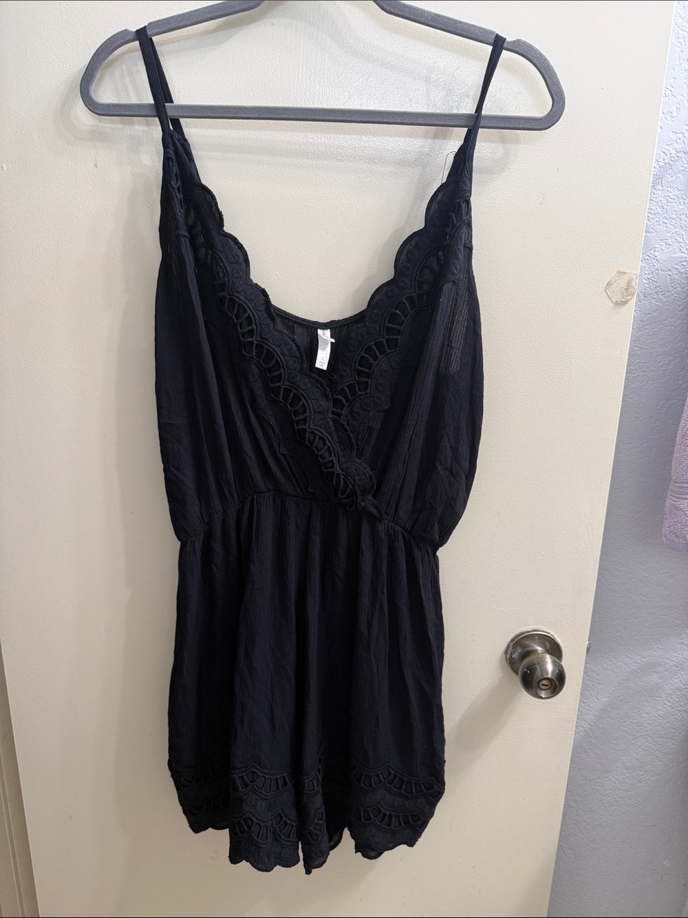 Xhilaration Black Lace-Trim Romper Shorts size l